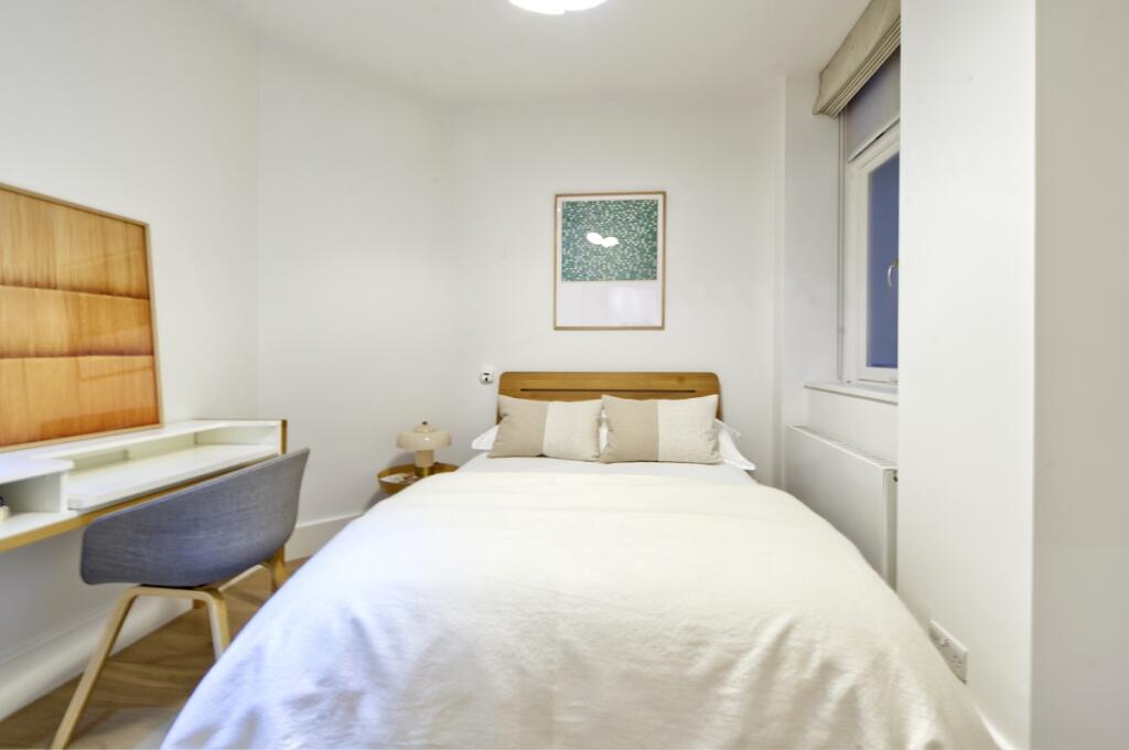 6@27 lennox garde...