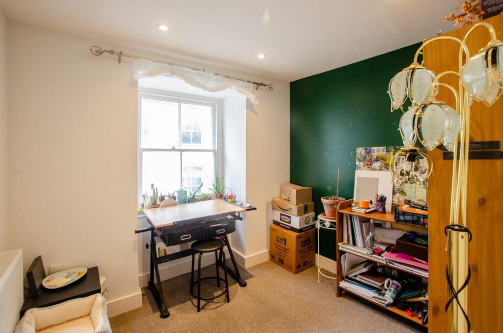 1 Arnold Place TPS Bodmin 01208 74182-04