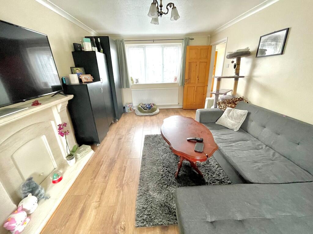 34 Goodhew Close ...