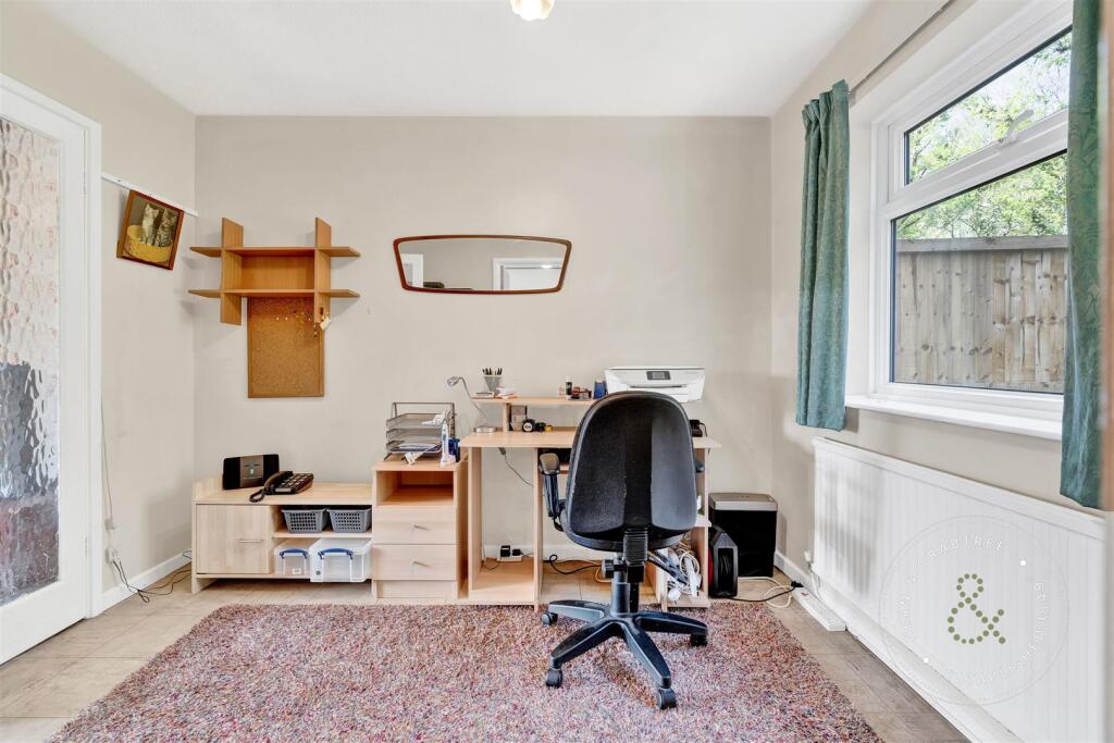 Rhiwr ddar, hern crabtree (7).jpg