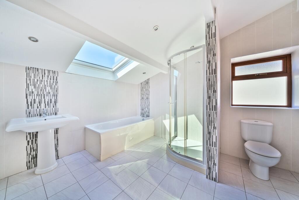 21-681b907f9c9b3-1286175-ARW-21