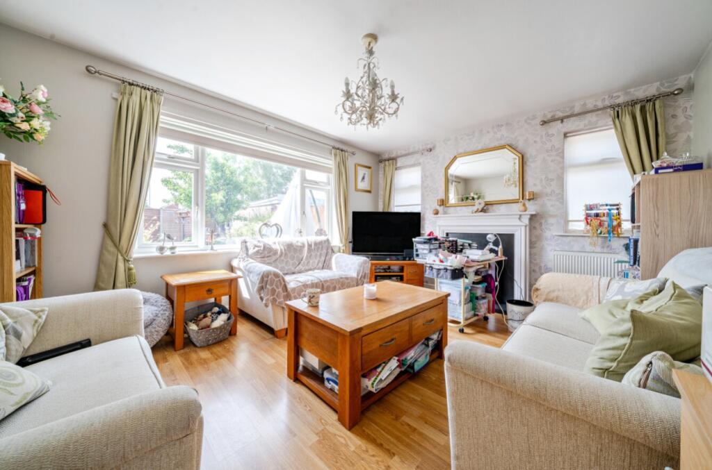 1306378-5-684ac93c1b7b8