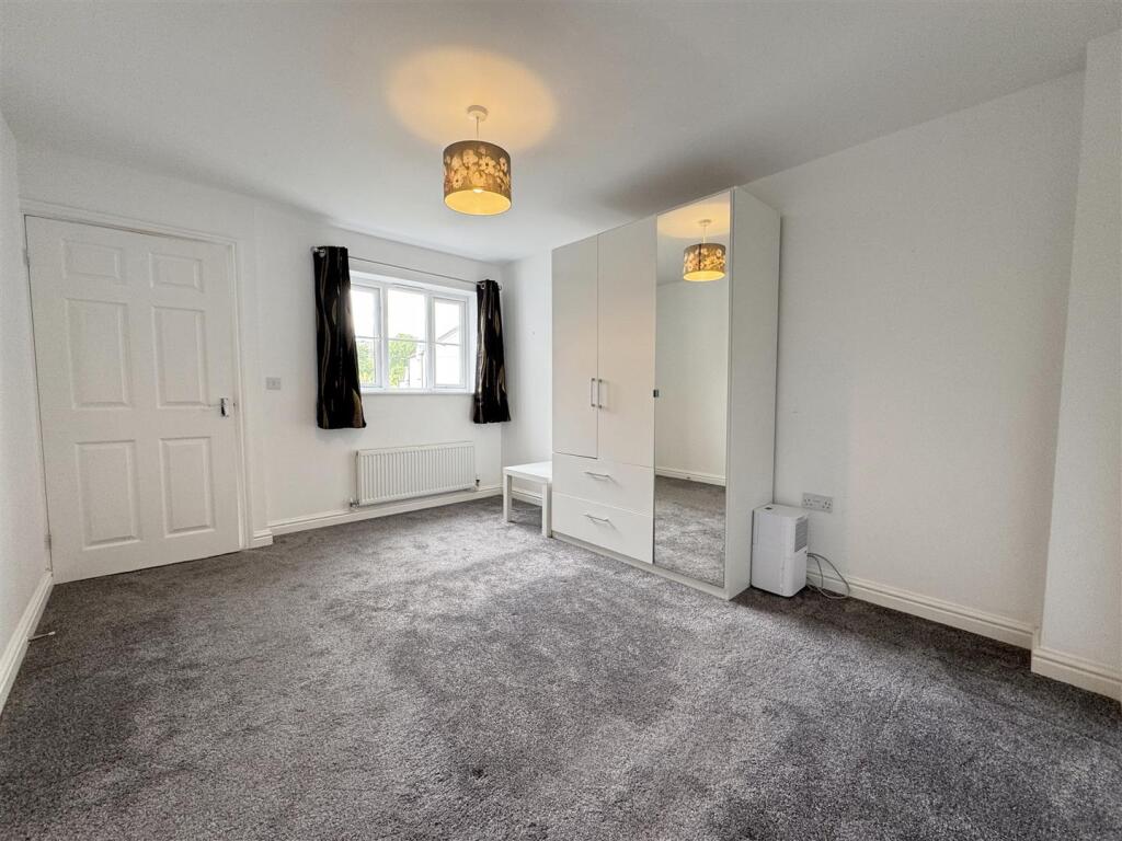 Ground Floor Bedroom with Ensuite