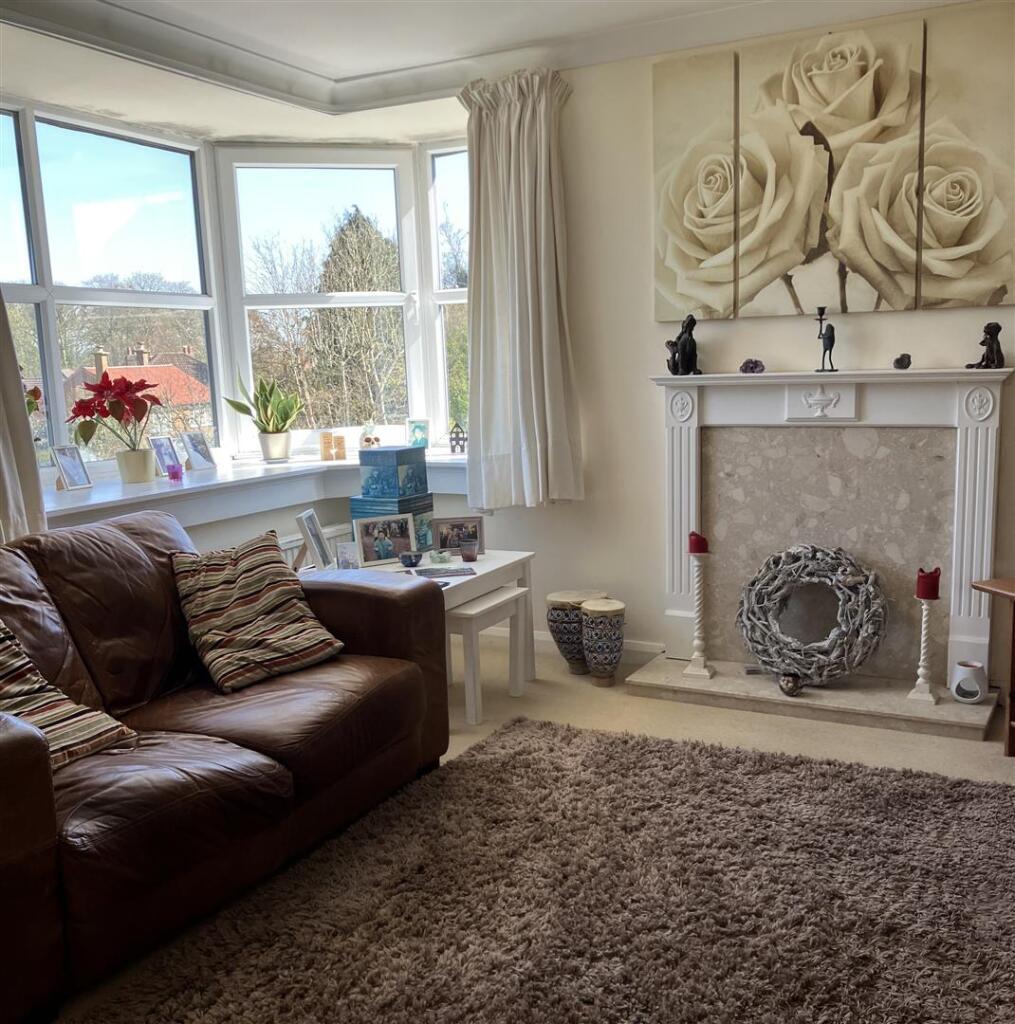 vertical fireplace.jpg