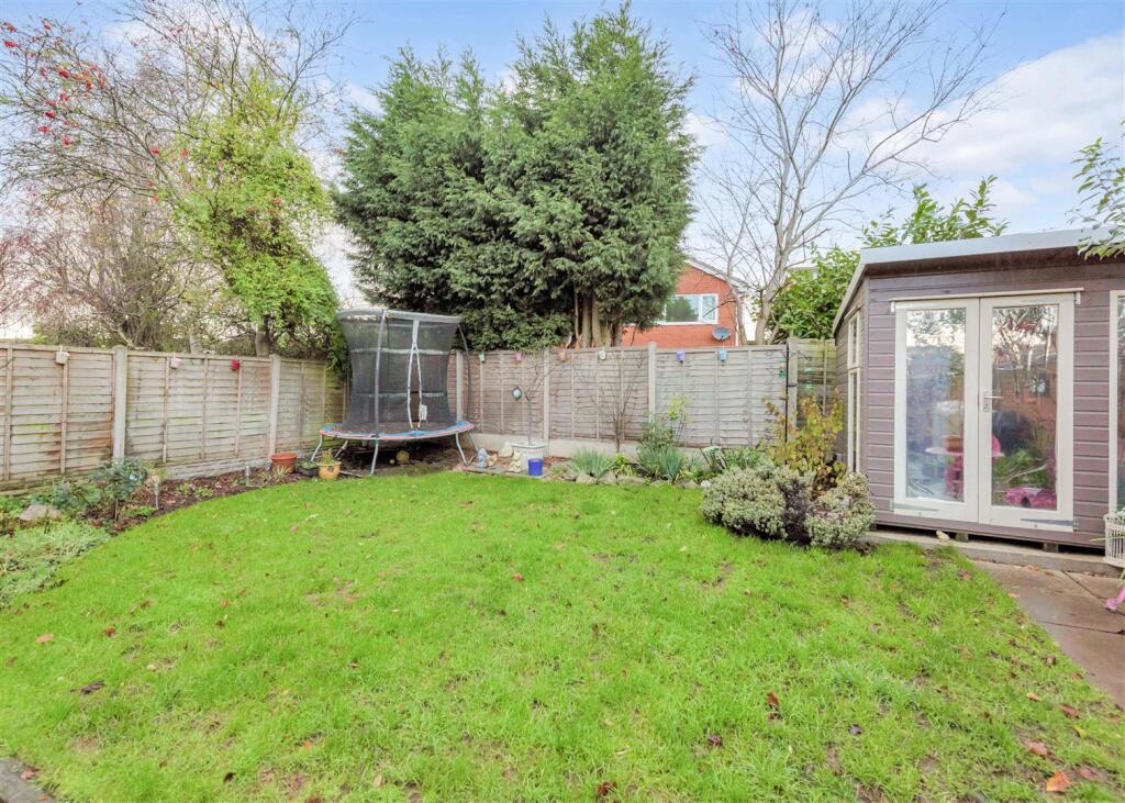 3 Flavel Court, Austrey