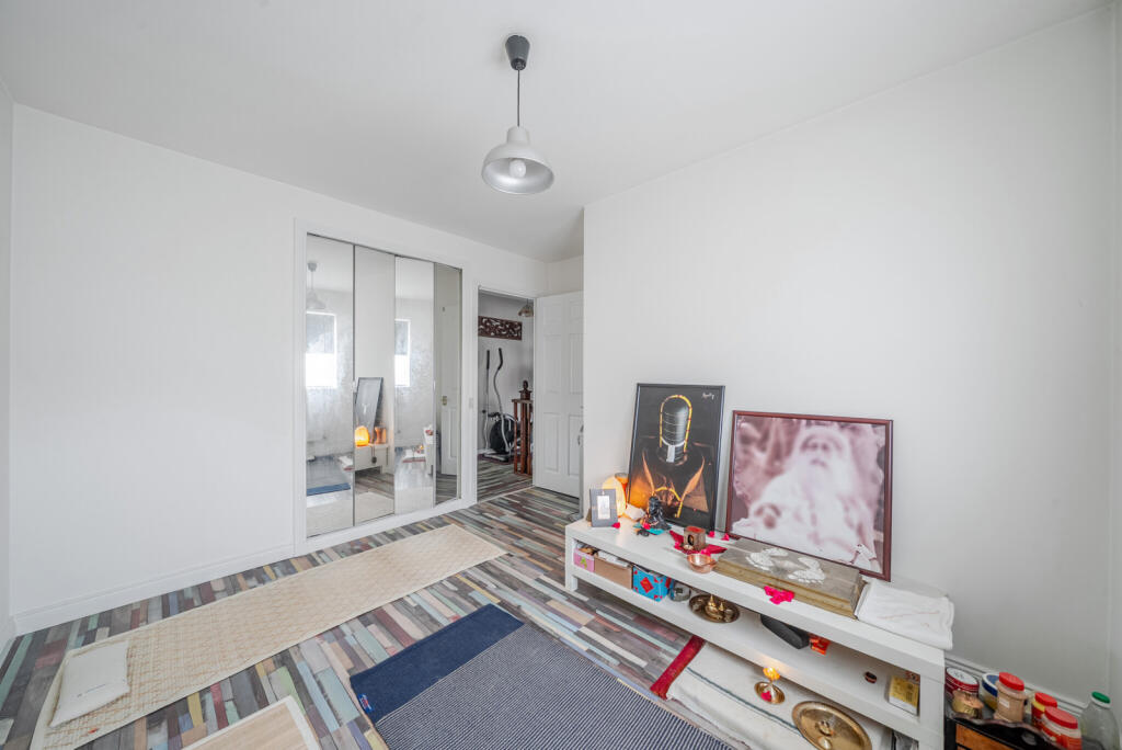 1344644-16-68b727...