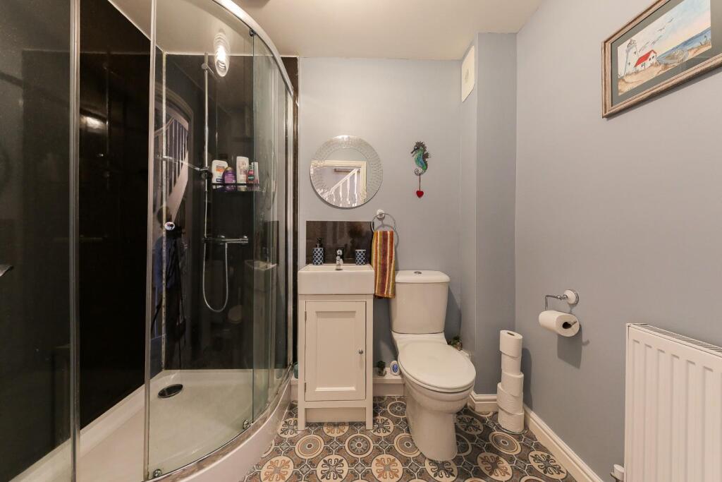 En suite shower room.jpg