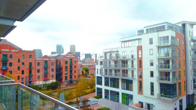 View To Canary Wharf 