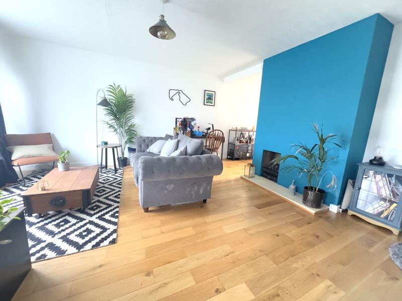 Living room (2025)