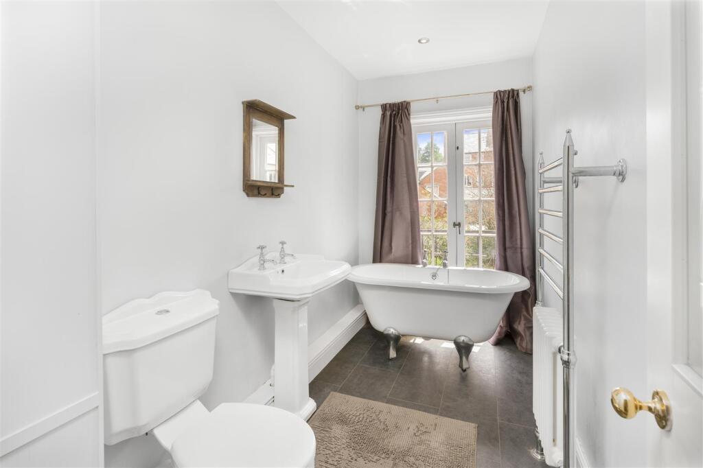 12 Crouch Street, Banbury-19.jpg