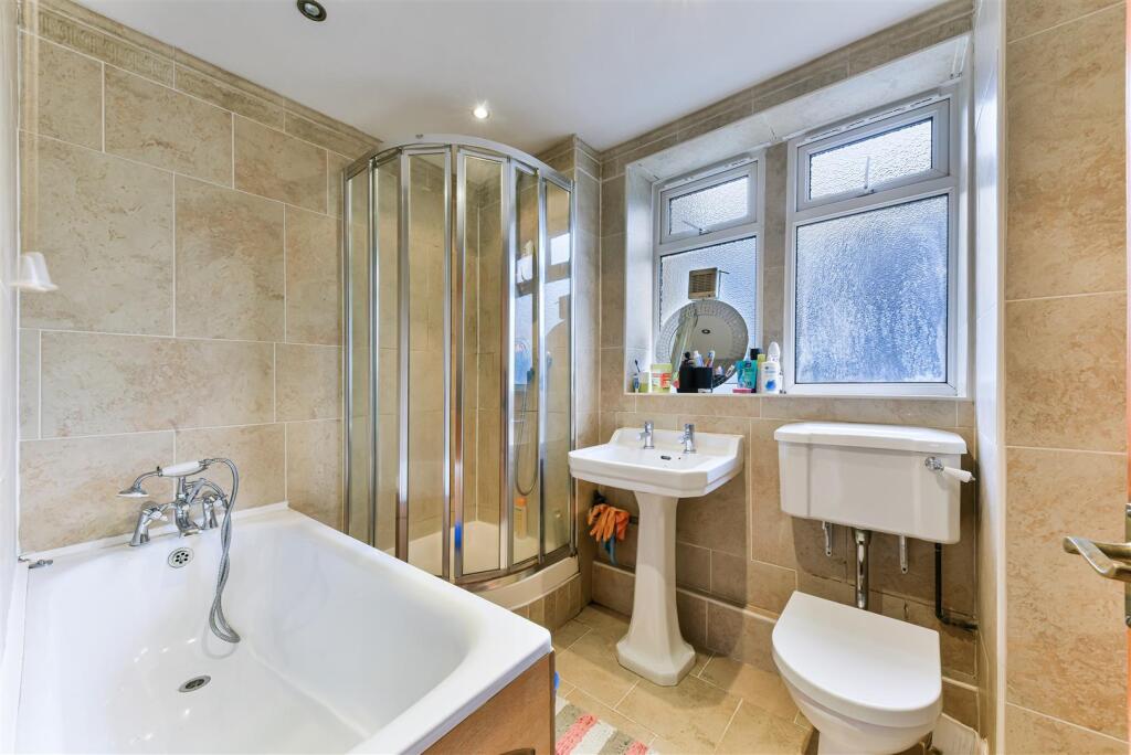 SMITHWOOD CLOSE, 15-10.jpg