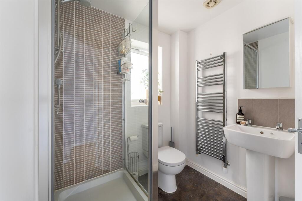 Ensuite