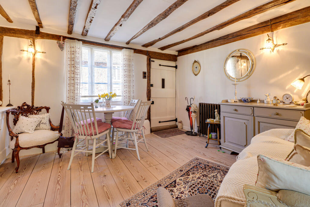 Living/Dining Room