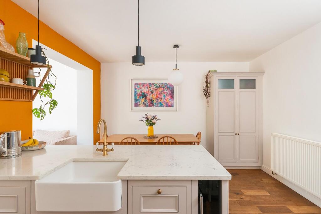 2S8RBN - Kitchen Diner F.jpg