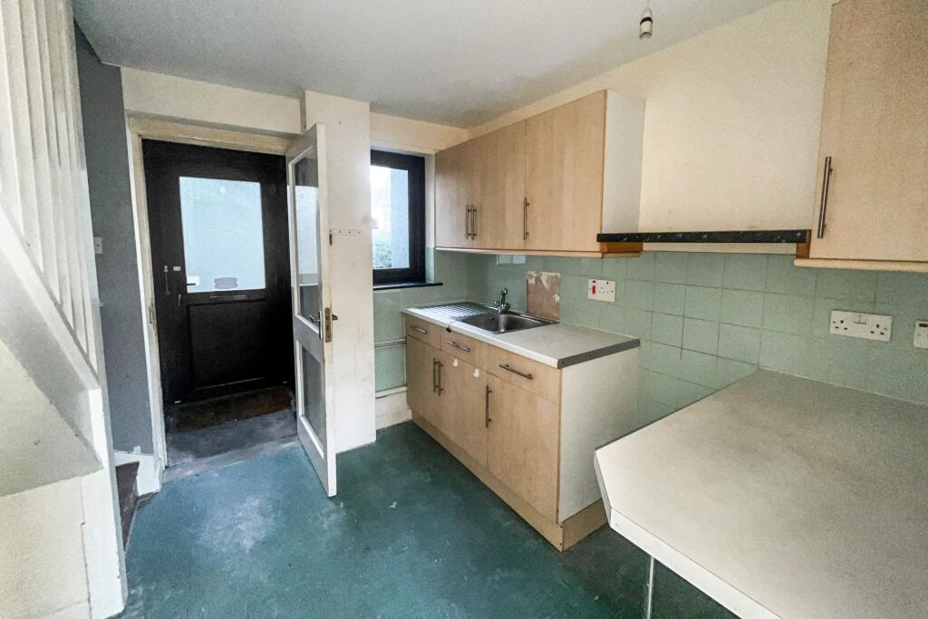 7 Grove Close, Totnes, Devon, TQ9 5EP