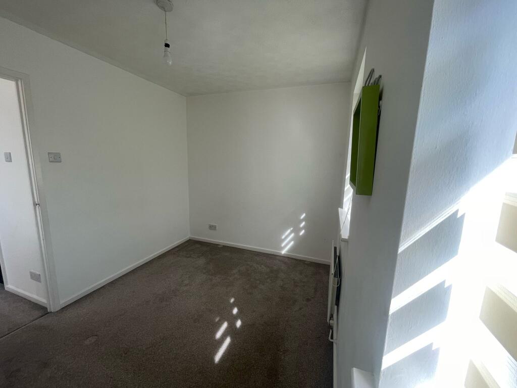 43 atterton bedroom 2.jpeg