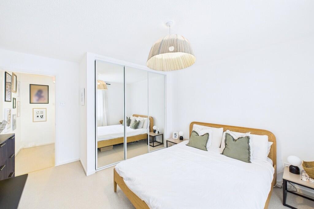 CAM03416G0-PR0116...