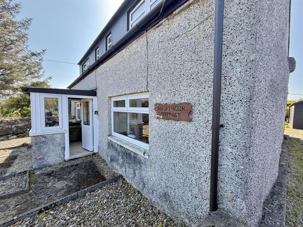 Hawthorn Cottage entrance