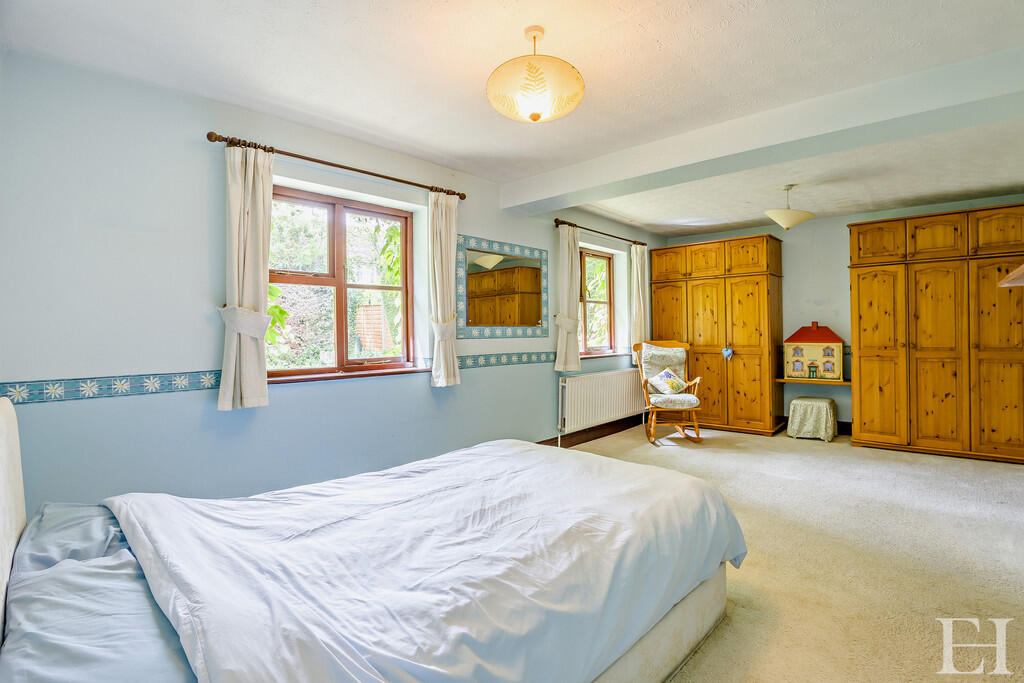 8652915-interiorW...