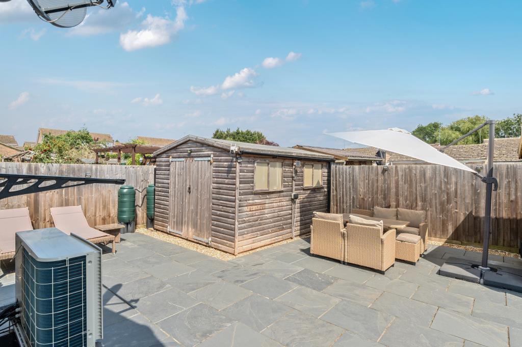 Garden, work shop  and patio