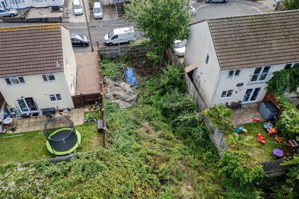 Development Site and Woodland @ Ashdene Avenue, Ea