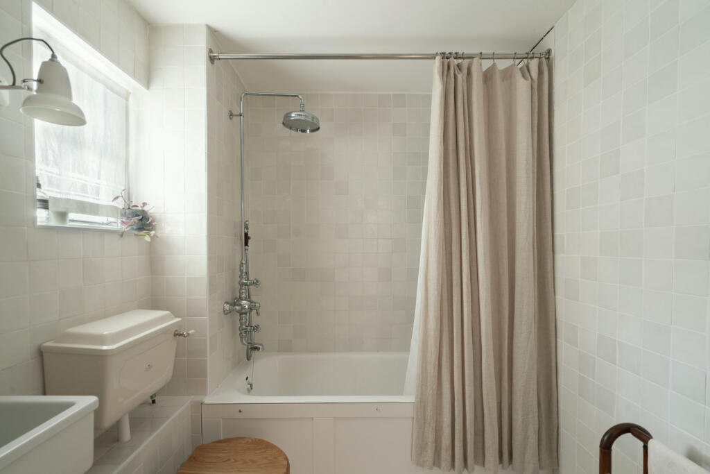 241574 - DUNDEE-WHARF-39.jpg