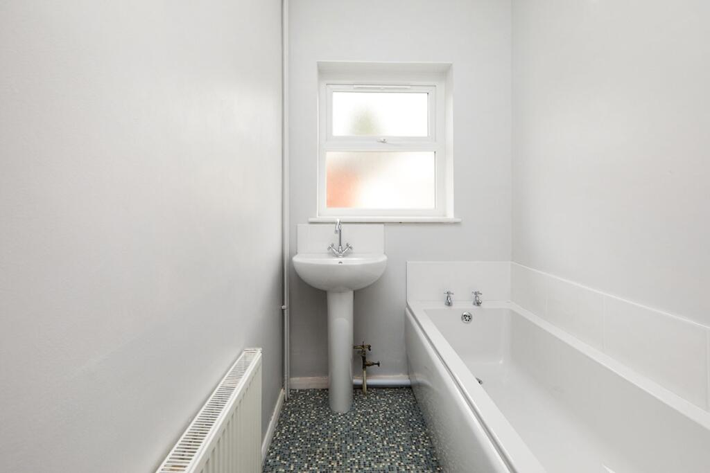 Bathroom/Shower Room