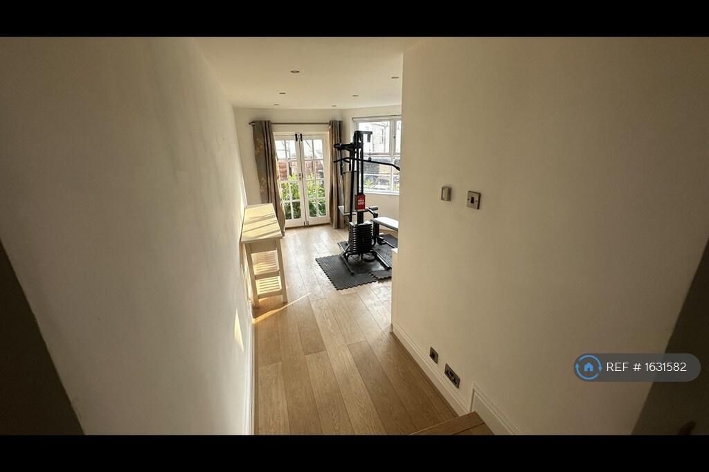 Breakfast Room