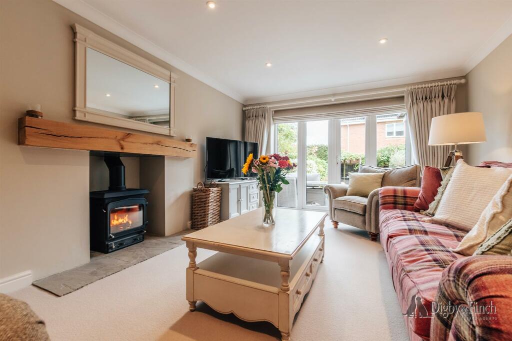 3 Witchley Close -28.jpg