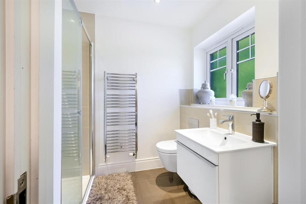 KENMORE CLOSE, 1-18.jpg