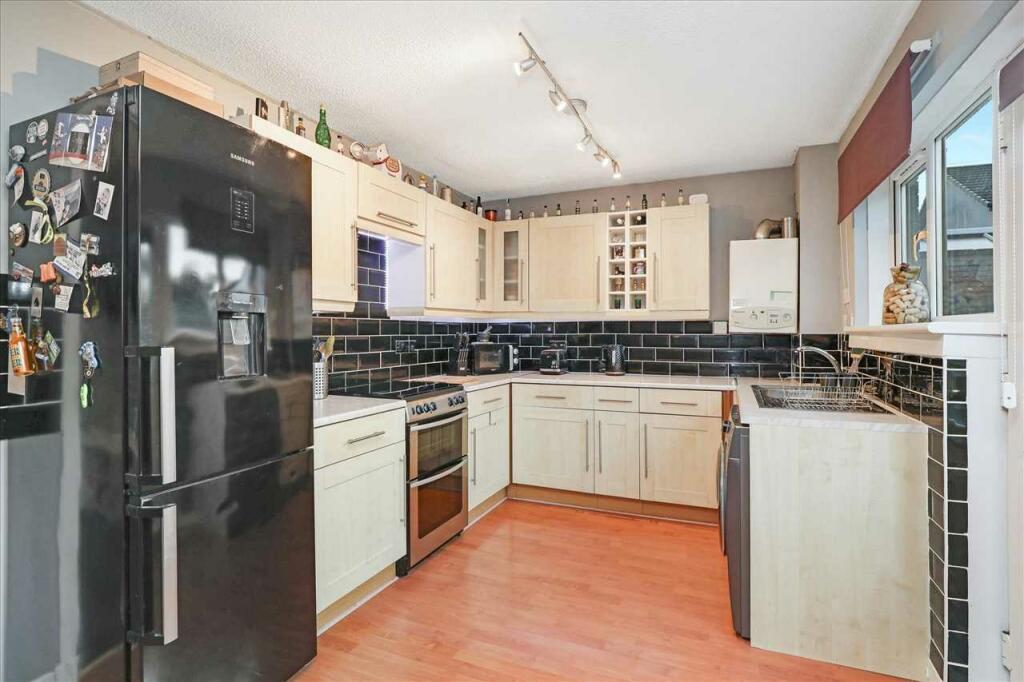 Breakfasting Kitchen