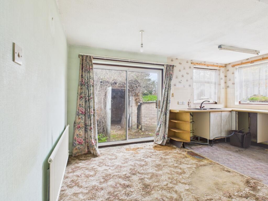 CAM04922G0-PR0078-STILL012