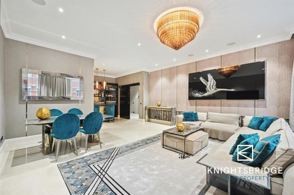 Apartment 4, 106 Park St (22).jpg