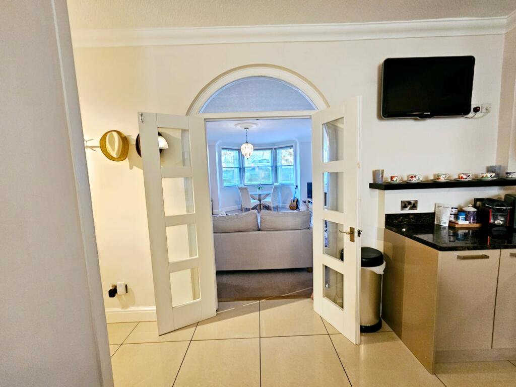 e8b19cdd-33cd-4d1d-a11a-25374a913c97