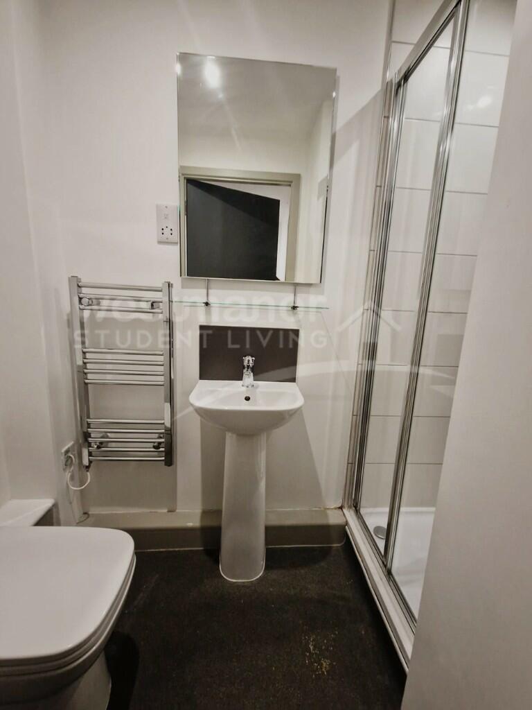 FLAT 67