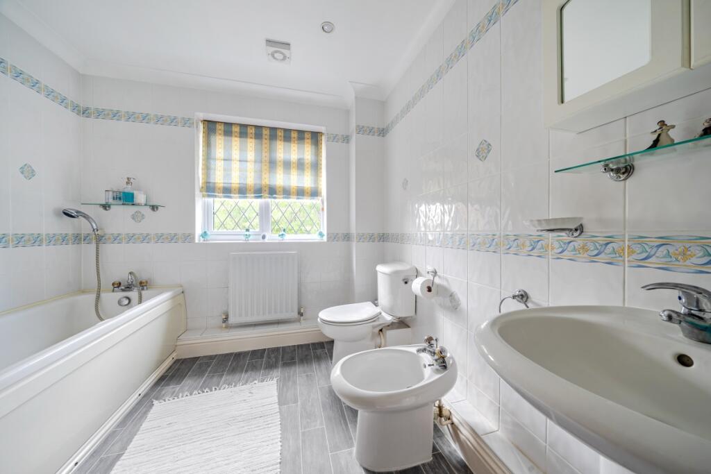 1361617-14-68dd41...