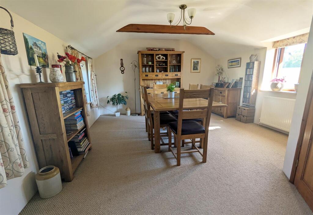 Reception Room: