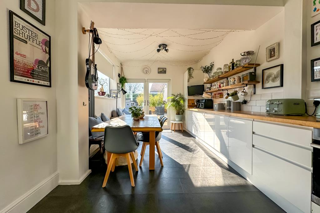 Kitchen/Breakfast Room