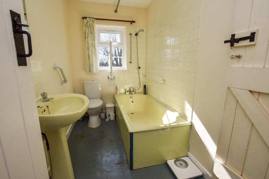 Second bathroom