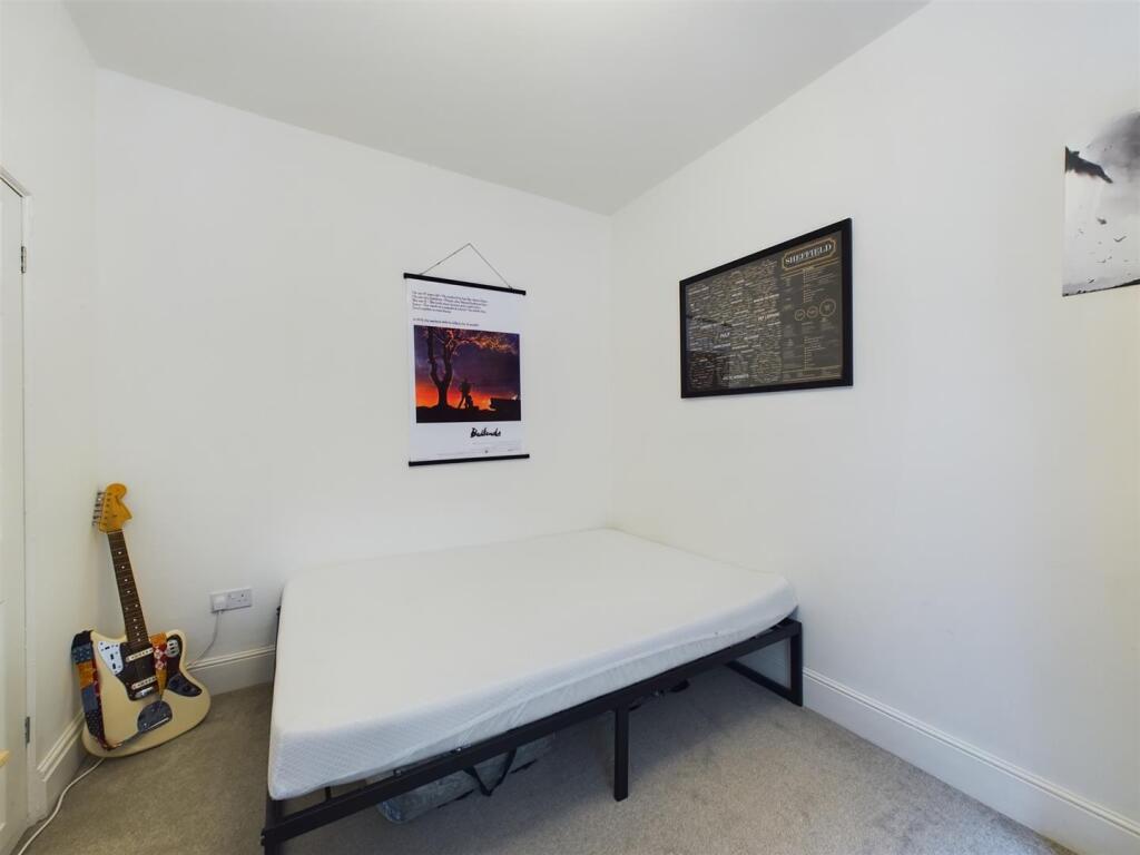 CAM02745G0-PR0026-STILL008.jpg