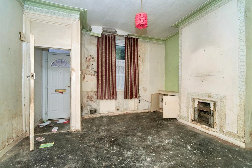 48 Cambridge Street, Preston, Lancashire, PR1 7XA