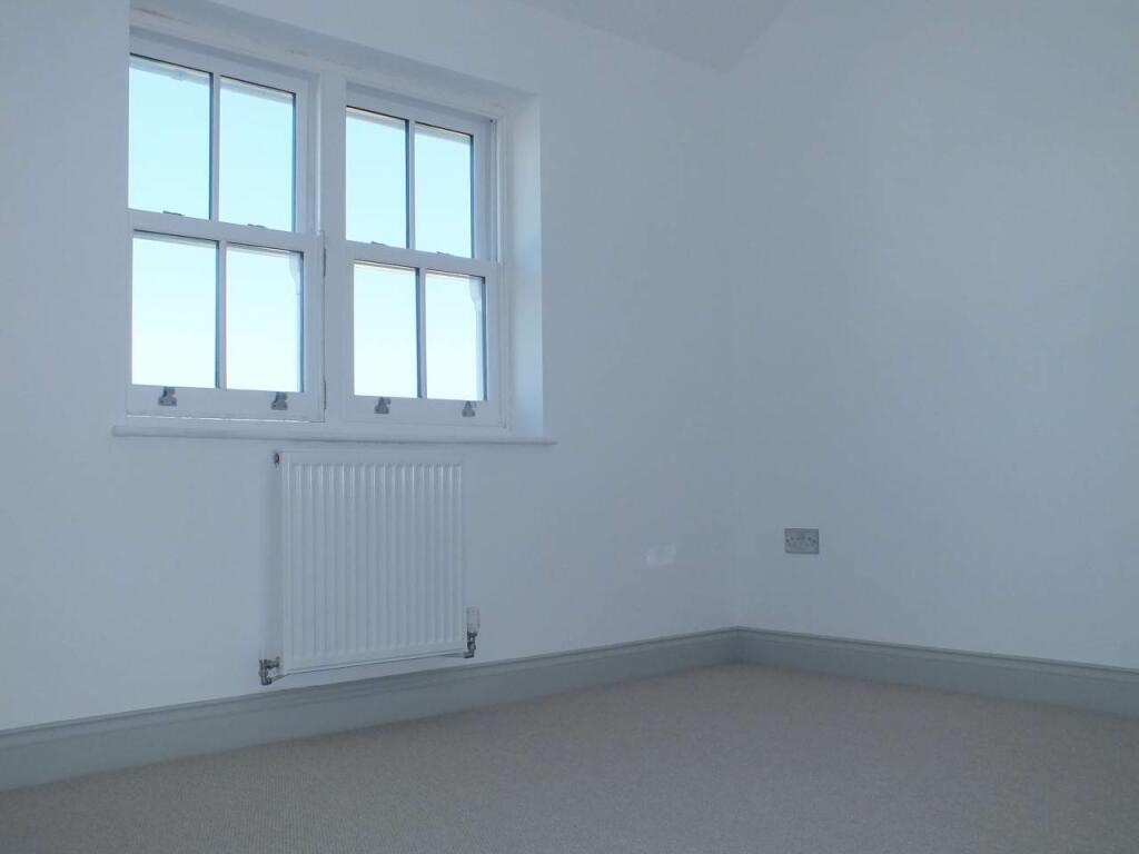 4HM - Bedroom