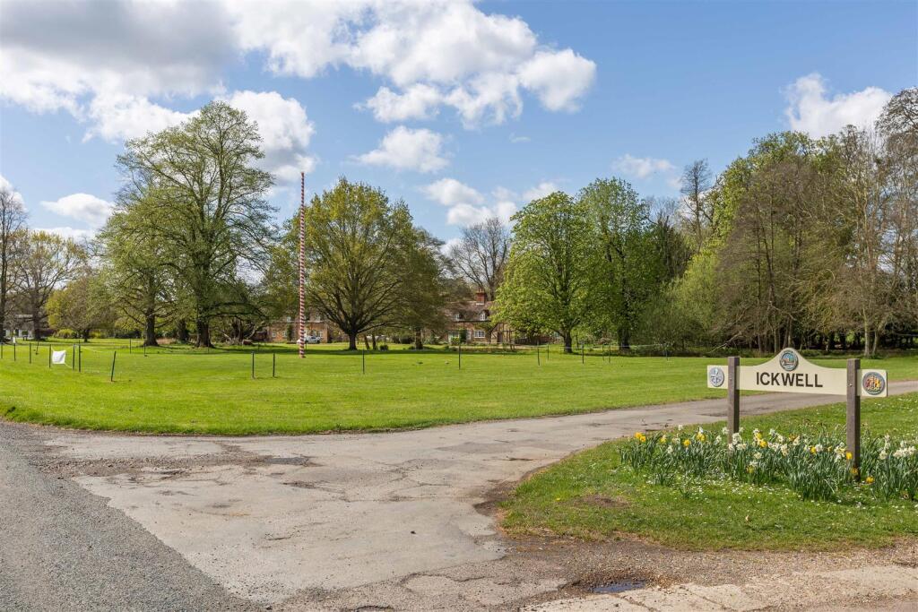 Ickwell Green