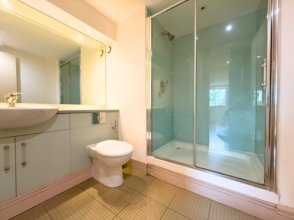 4492a729-d44a-41b...