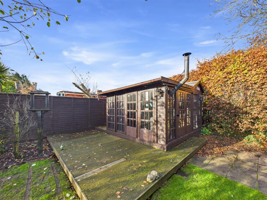 Summerhouse/Bar