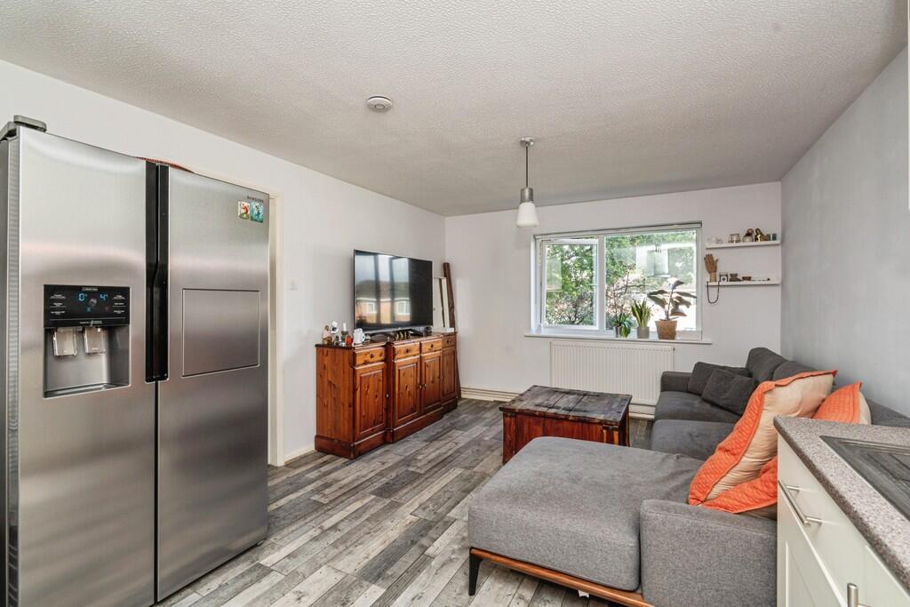 gu249hh-fa-dsc018...