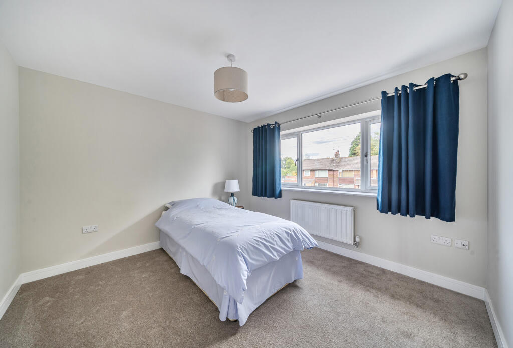 1348363-16-68bb01...