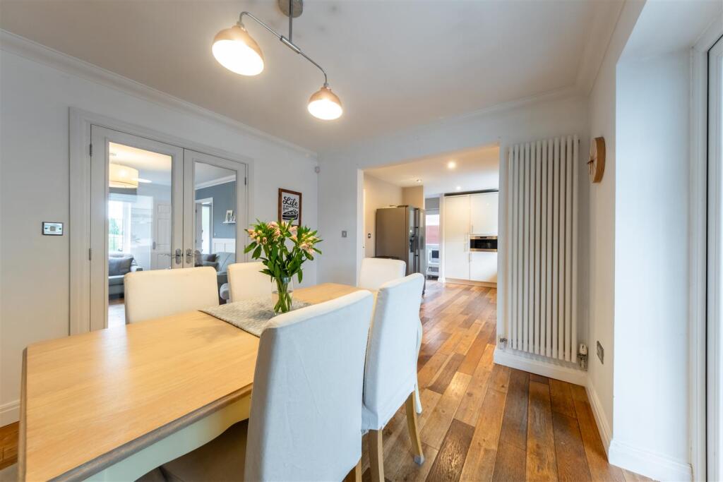 32 Waystead Close-008.jpg