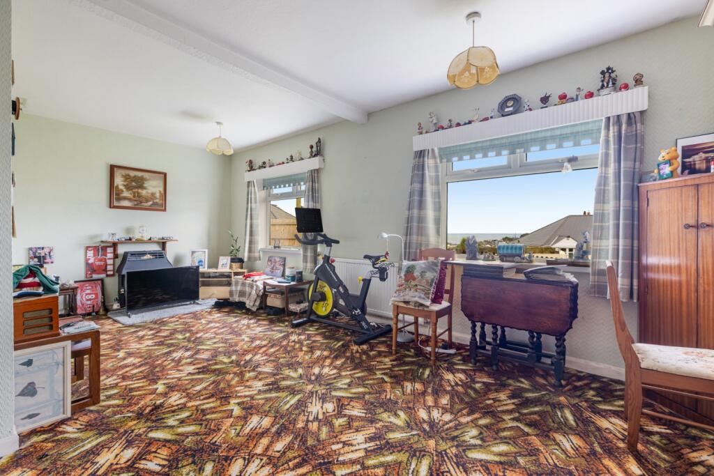 A11 - 18 Ailescombe Rd, Paignton - 240926