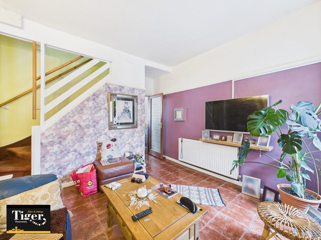 CAM03440G0-PR0380...